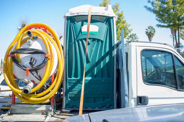 Portable restroom solutions in Casa Loma, CA
